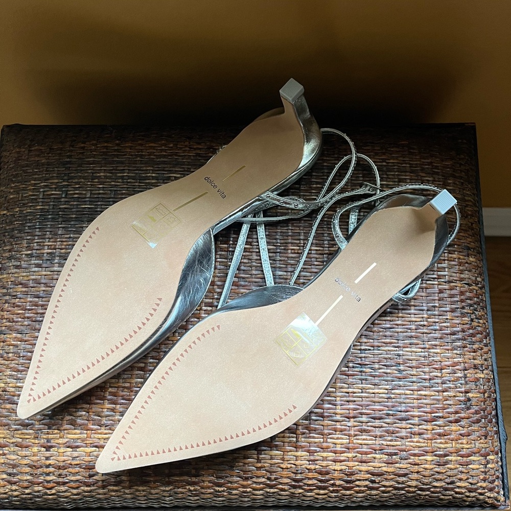 DV by Dolce Vita Silver Heels - Picture 4 of 4